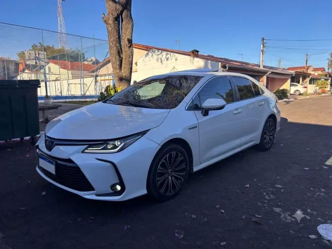 Toyota Corolla Altis Prem. Hybrid 1.8 Flex AUT 2020