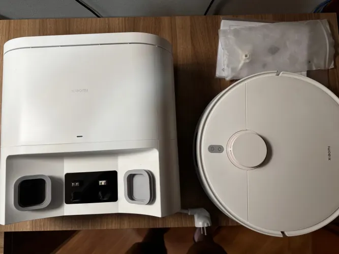 Robô Aspirador Xiaomi H40 com Função Passa Pano - 220V