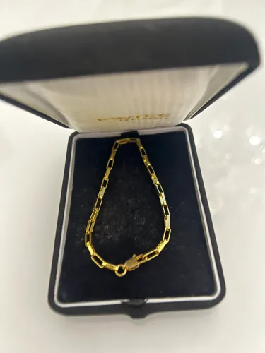 Pulseira modelo Cartier banhada a ouro 18k - cor idêntica a ouro