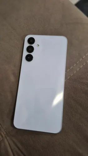 Galaxy A16 5G 128gb + Moto E13 64gb