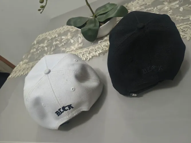 Vendo Boné BLCk original 