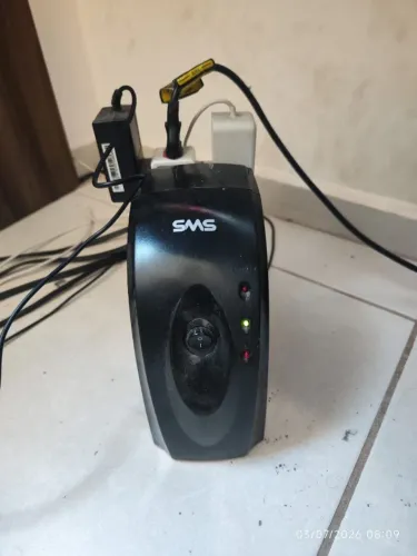 Estabilizador Revolution VI 1000VA 115V