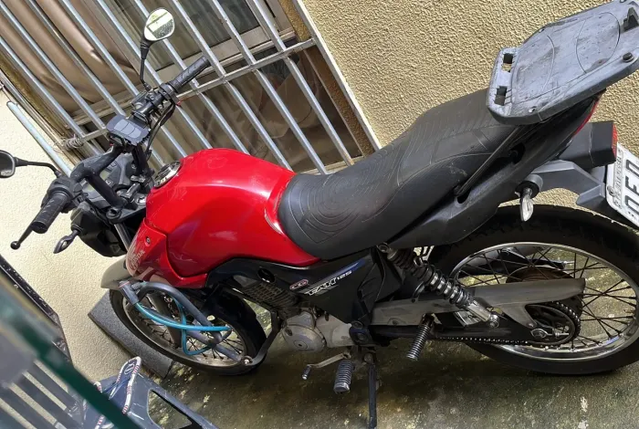 Honda Fan 2014 partida vendo ou troco