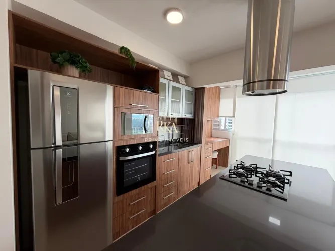 Apartamento mobiliado com 54m², 1 suíte e 2 vagas para locação no Condomínio Acq