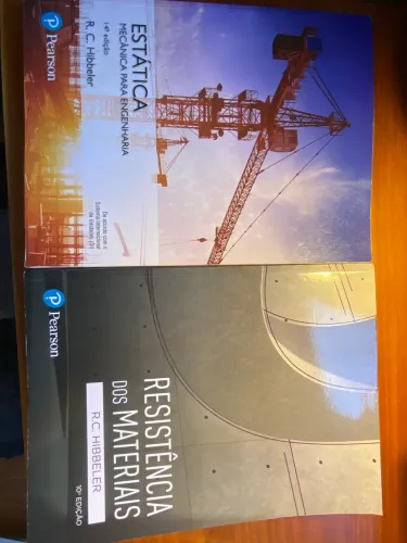 Livros do Hibbeler (Resistência dos Materiais e Estática).