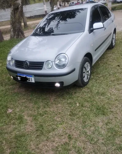 Volkswagen Polo Sedan 1.6 MI 101cv 8V 4P 2004