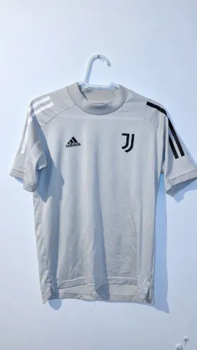 Camiseta juventus tamanho 11-12