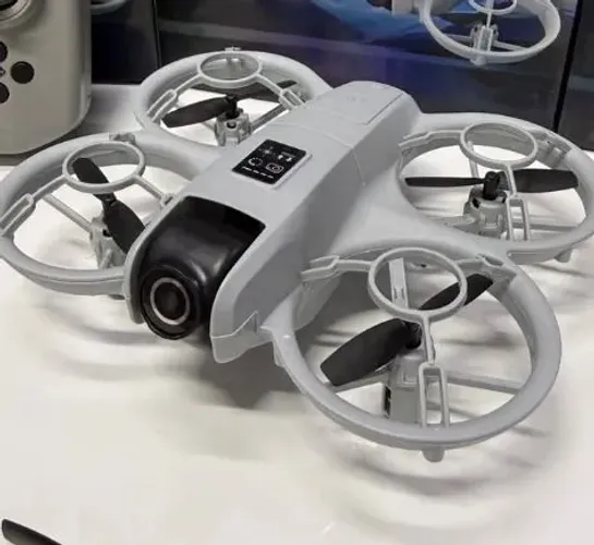 Drone GT3 com 2 baterias novo.