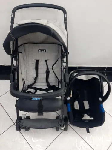 Carrinho de bebe + bebe conforto burigotto