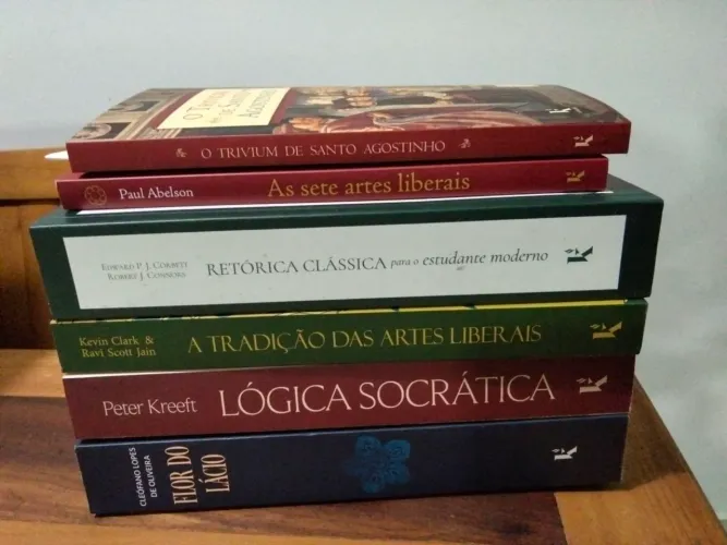Livros de Trivium / Quadrivium (artes liberais) contendo Peter Kreeft e outros