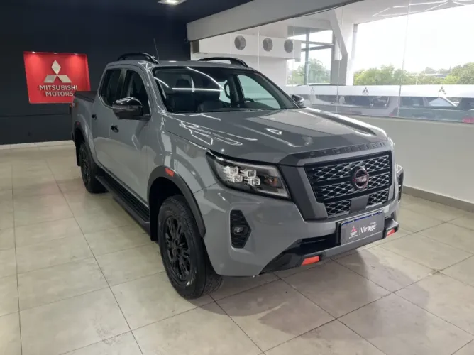 Nissan Frontier Pro4x CD 4X4 2.3 Bi-TB Die. AUT 2025