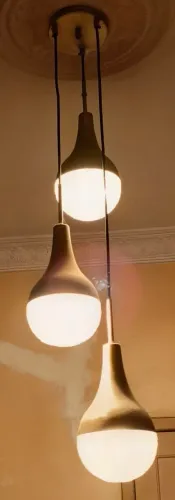 Pendente Cascata de 3 Luzes Estilo Mid-Century Modern - Vidro e Metal