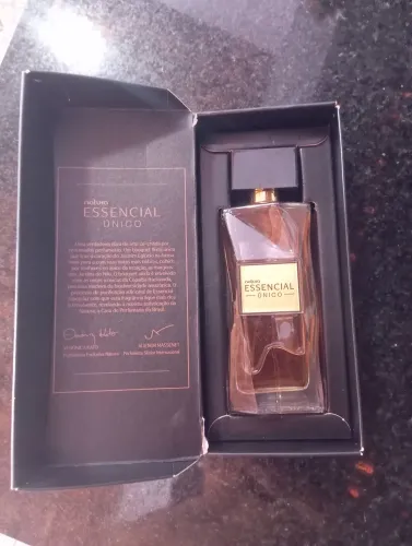 Perfume essencial único feminino