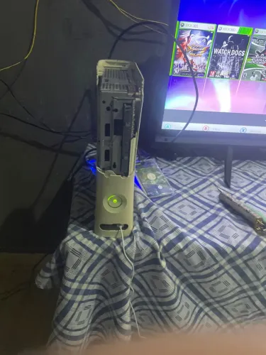 Xbox 360 único detalhe é carcaça