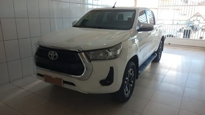 Toyota Hilux CD SRV 4X4 2.8 TDI Diesel Aut. 2021