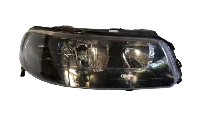 Farol VW Gol Saveiro Voyage G3 1999/2005 Original Lado Direito Com Detalhe