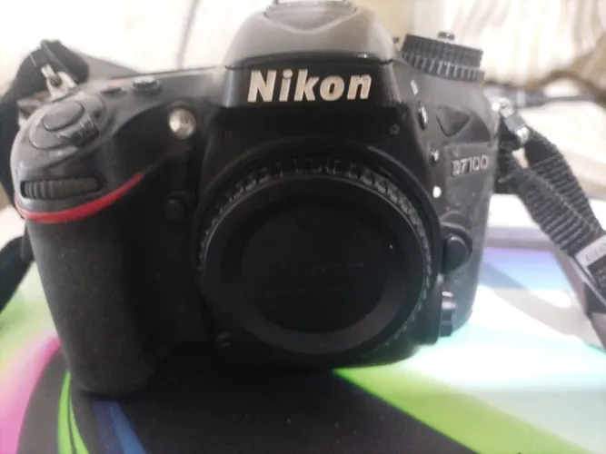 Câmera Nikon D7100 (só corpo)