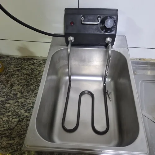 Fritadeira Elétrica Industrial Cobra 5 Litros - Cuba em Inox (Excelente Estado)