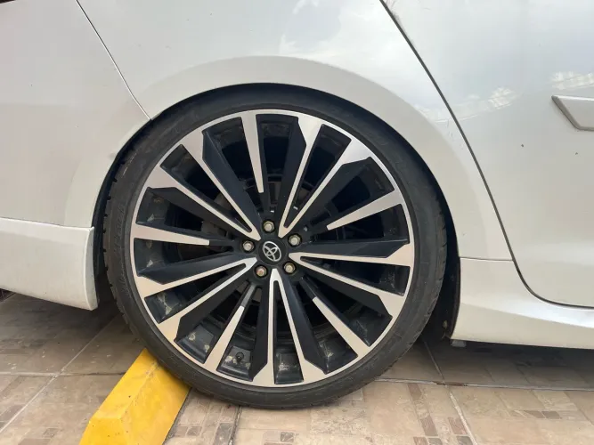 Roda aro 20 corolla 