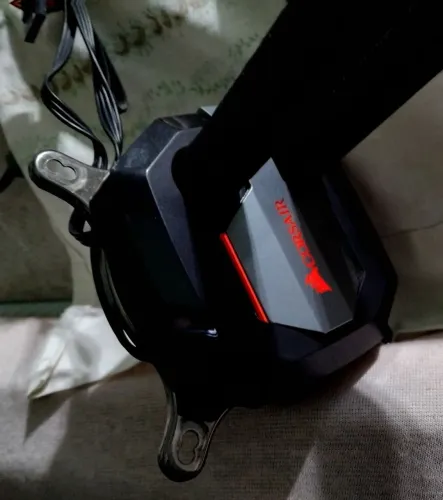 Water cooler corsair funcionando perfeitamente 