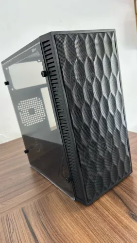 Gabinete gamer com FAN