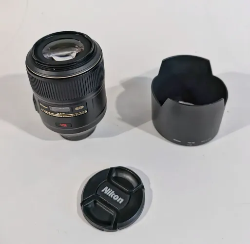 Lente Nikon AF 105mm f/2.8 G ED VR Macro