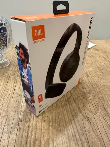 Fone JBL Bluetooth Tune 520BT