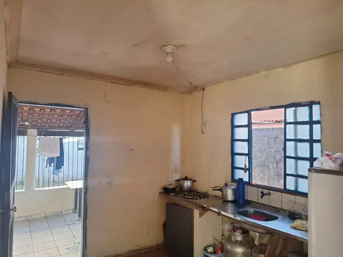 Leia a descrição: Lote 269,57m² (Casa 52m², 2 Qts, banheiro social, sala, cozinha) Jardim 