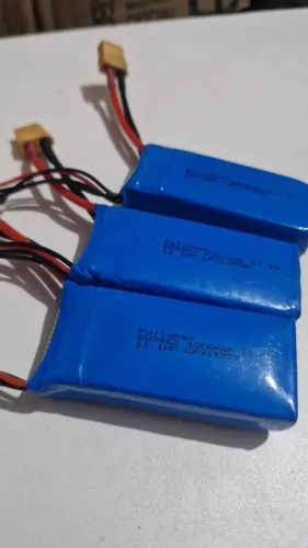 Bateria Lipo 3s 11.1v 1000mAh automodelo carrinho etc CADA