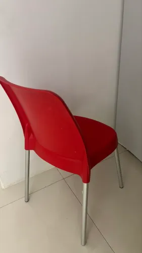 cadeira tramontina vermelha