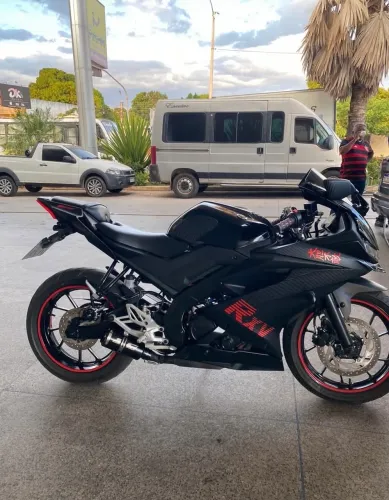 Yamaha R15 Nova