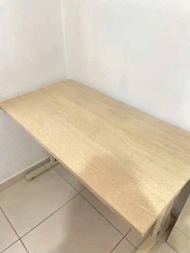 Mesa de Escritório / Escrivaninha 1,20m x 0,60m