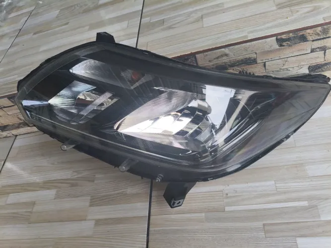 Farol S10 