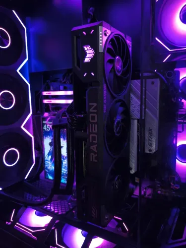 9060 XT 16GB Asus TUF