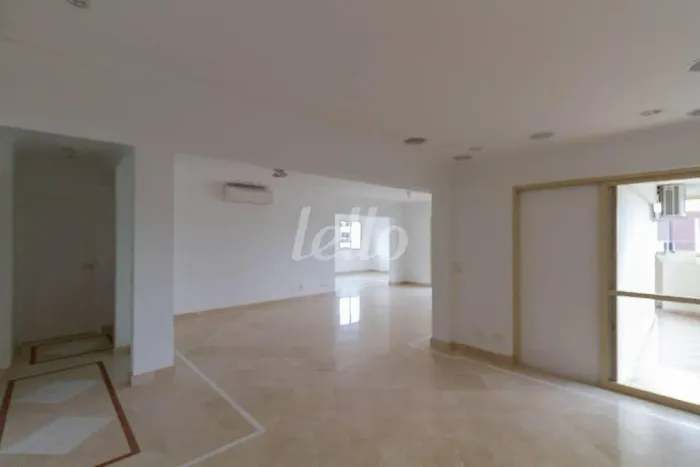 Apartamento 4 quartos para alugar no(a) Perdizes