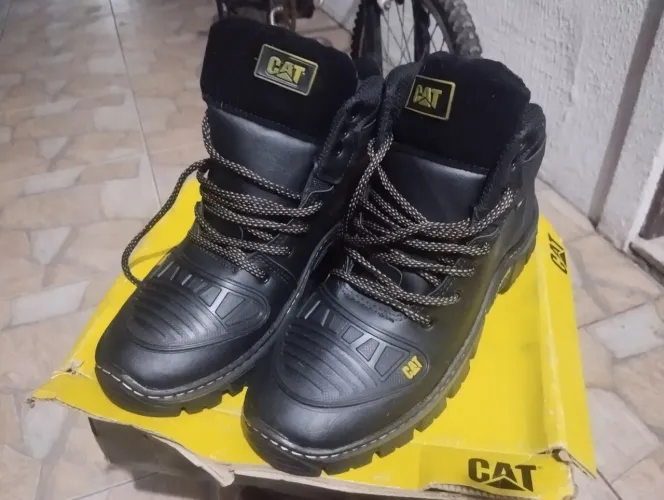 Sapato carretilha novo, número 42