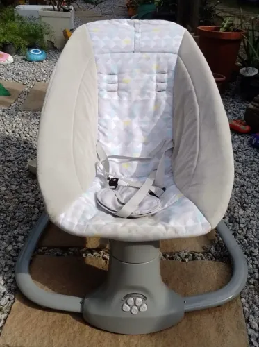 Cadeira de Balanço Automática para Bebê