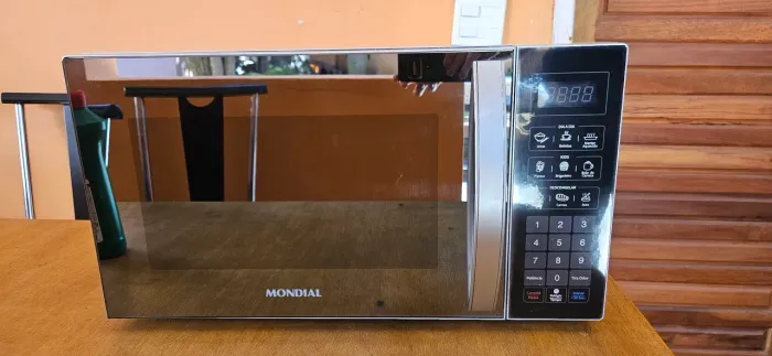 Micro-ondas Mondial 34L Espelhado Prata 127V - Excelente Estado