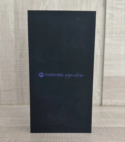 Motorola Signature 512GB Preto LACRADO