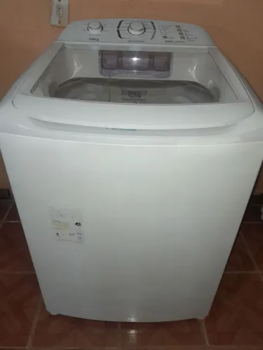 Máquina de Lavar Electrolux 16kg