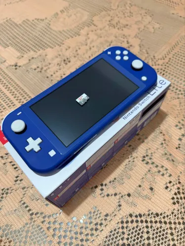 Nintendo switch lite +SD 128Gb