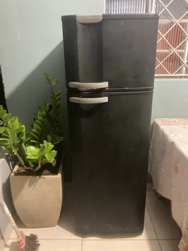 Geladeira Electrolux Frost Free - Funcionando 100%