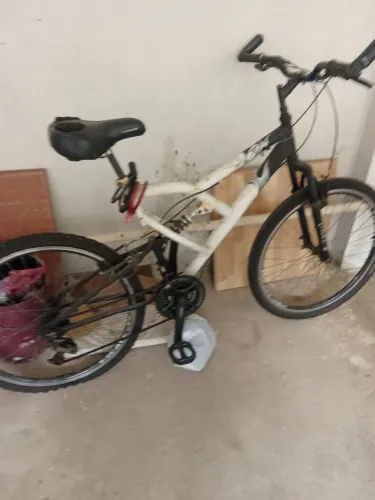 Bicicleta Caloi aro 26