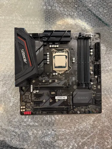 KIT GAMER i5 9600k + Aorus z370m + Watercooler H45