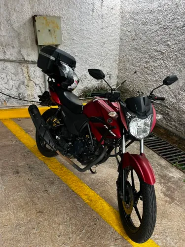 Troco por carro ou moto de meu interesse
