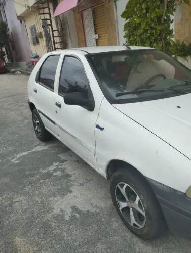 Fiat Palio Young 1.0 MPI 8V 4P (álcool) 2001