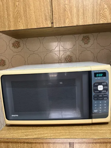 Microondas com todas as peças originais