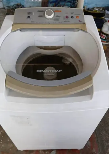 MÁQUINA DE LAVAR ROUPAS BRASTEMP 9KG