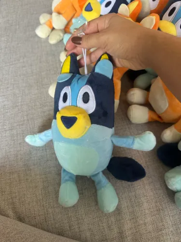 Pelúcias Bluey e Bingo