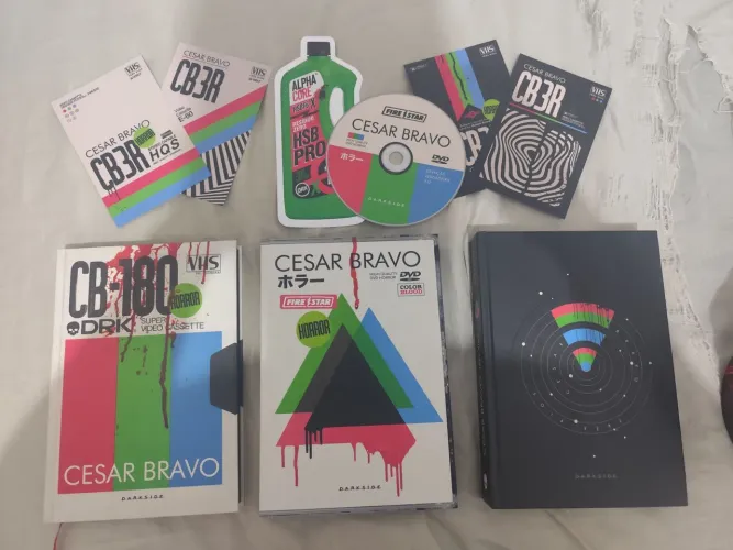 Coleção VHS, DVD e três Rios com brindes